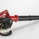 why are there two drain plugs on homelite uv80522